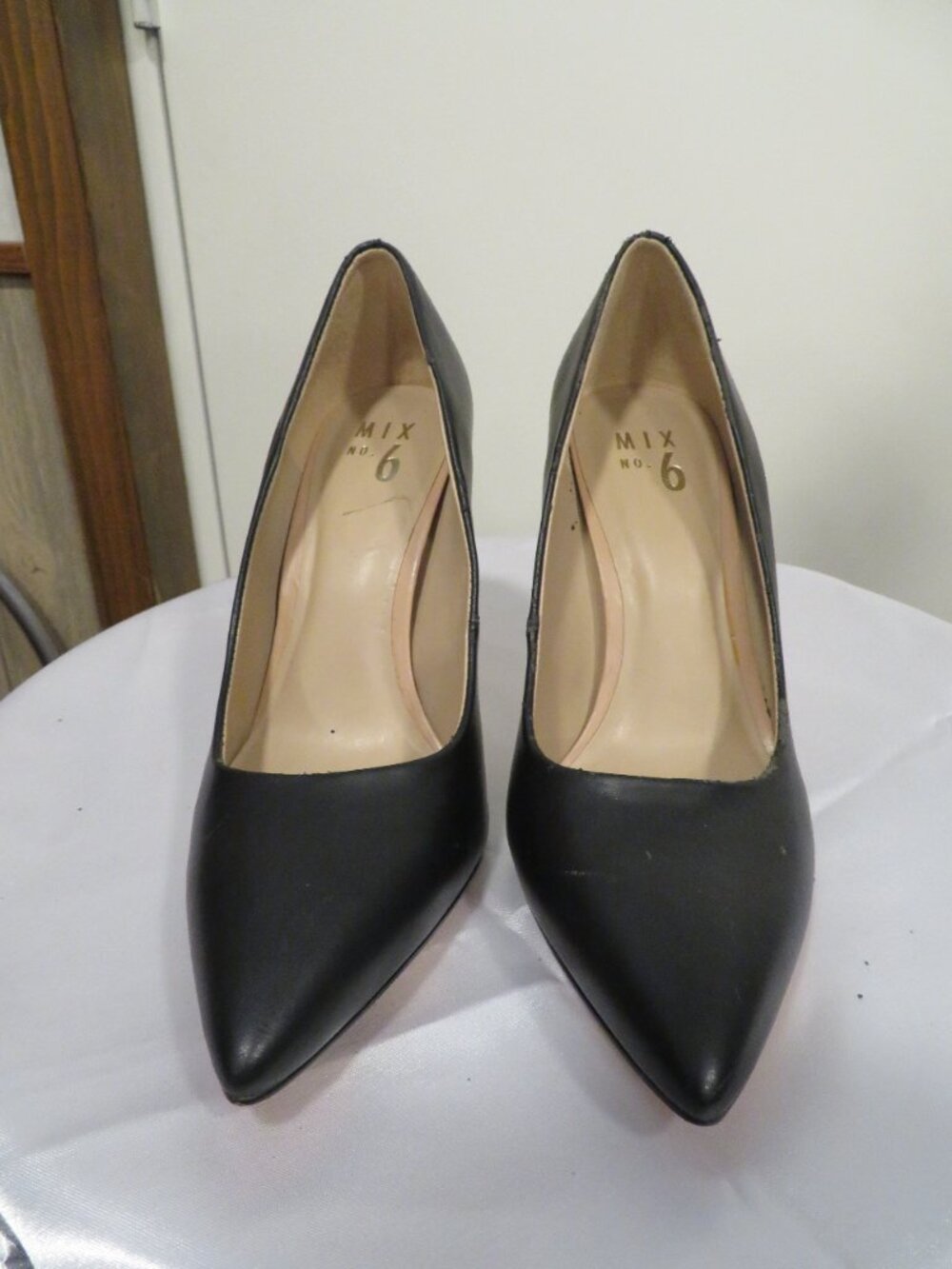 High Heels - Picture 4 of 4